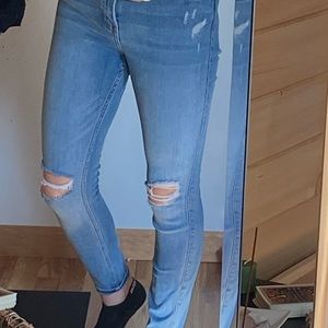 skinny jeans